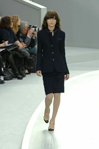 Look 3